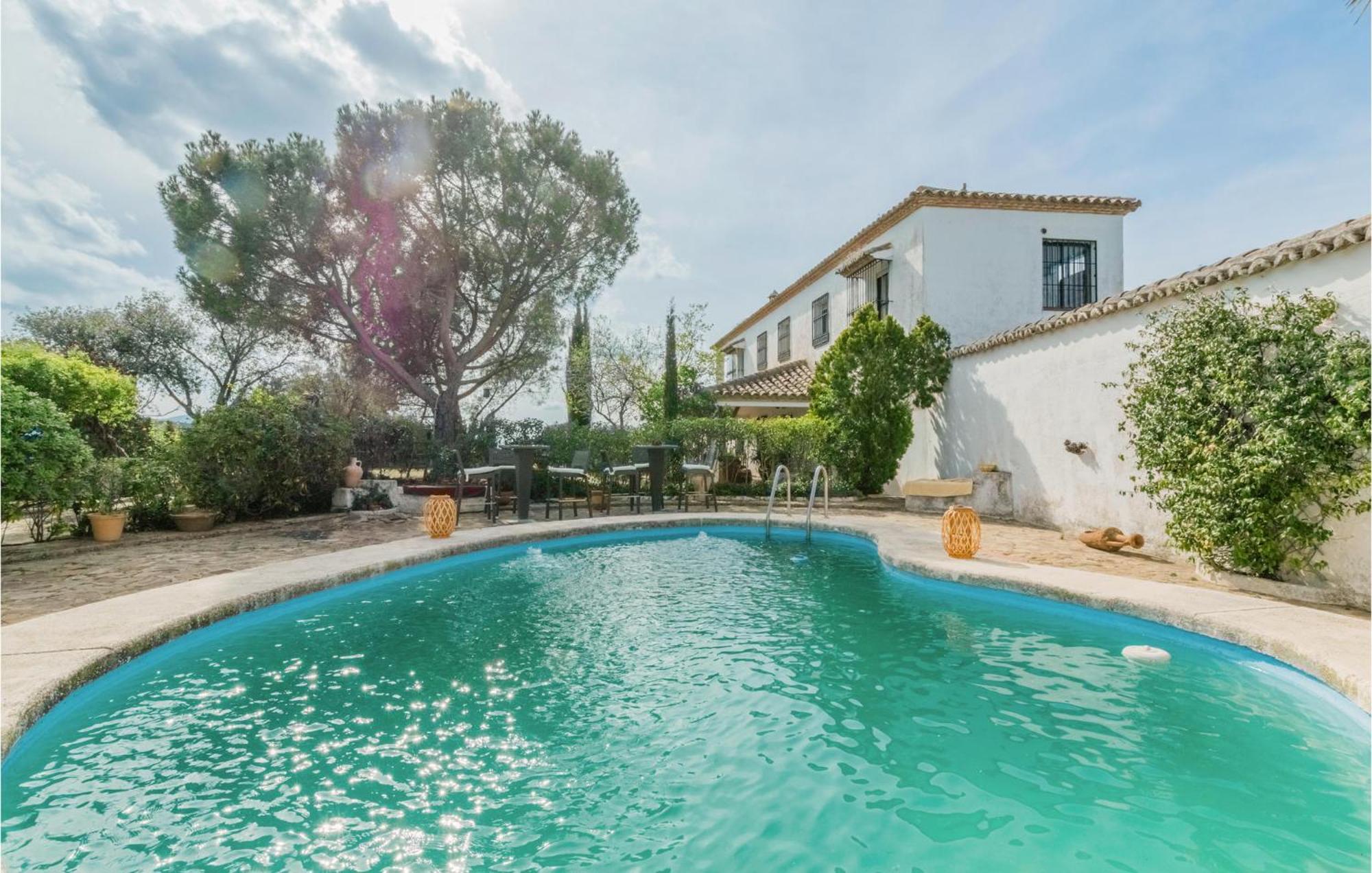 Gorgeous Home In Aldeaquemada With Swimming Pool Exterior foto