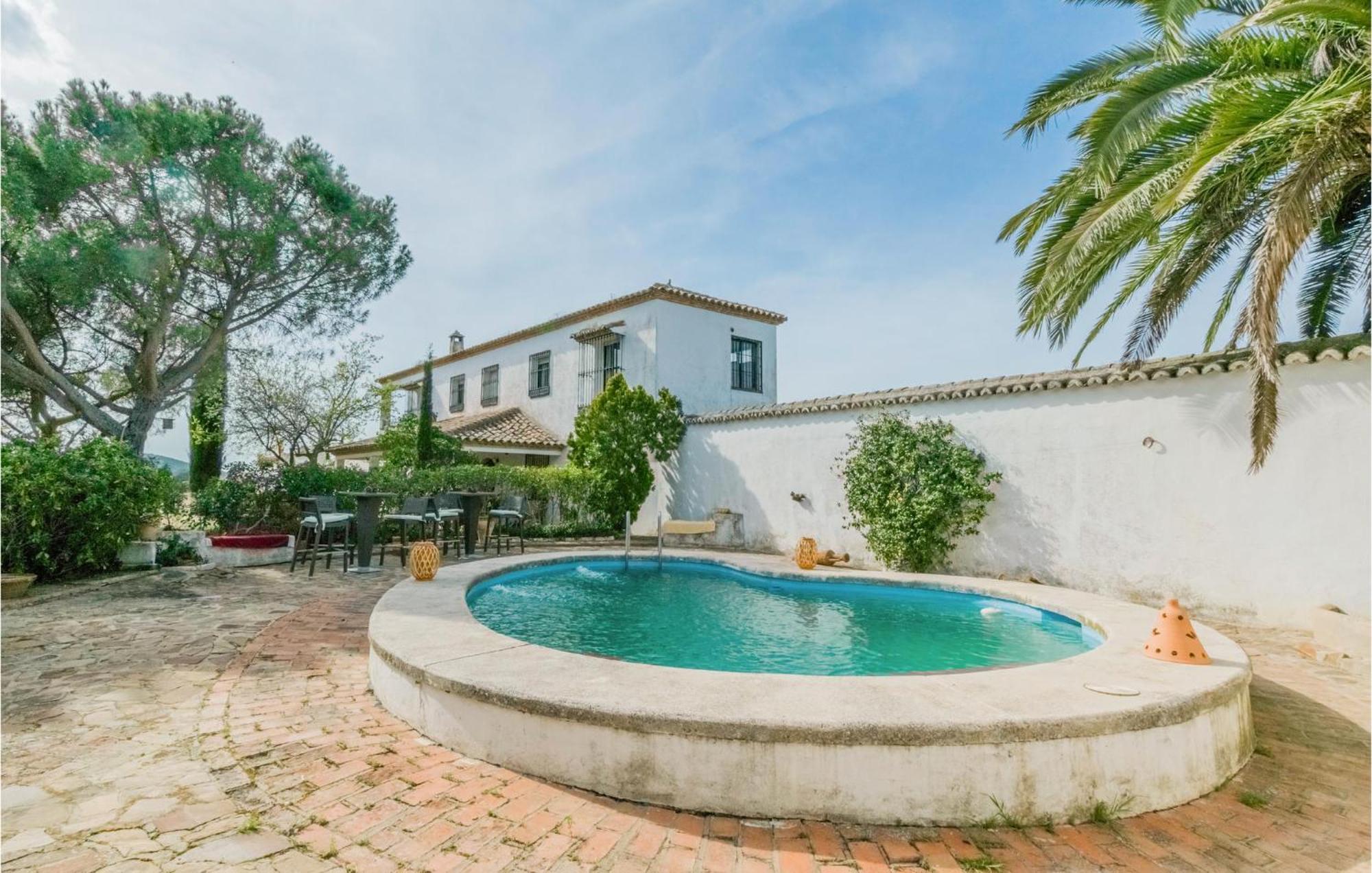 Gorgeous Home In Aldeaquemada With Swimming Pool Exterior foto