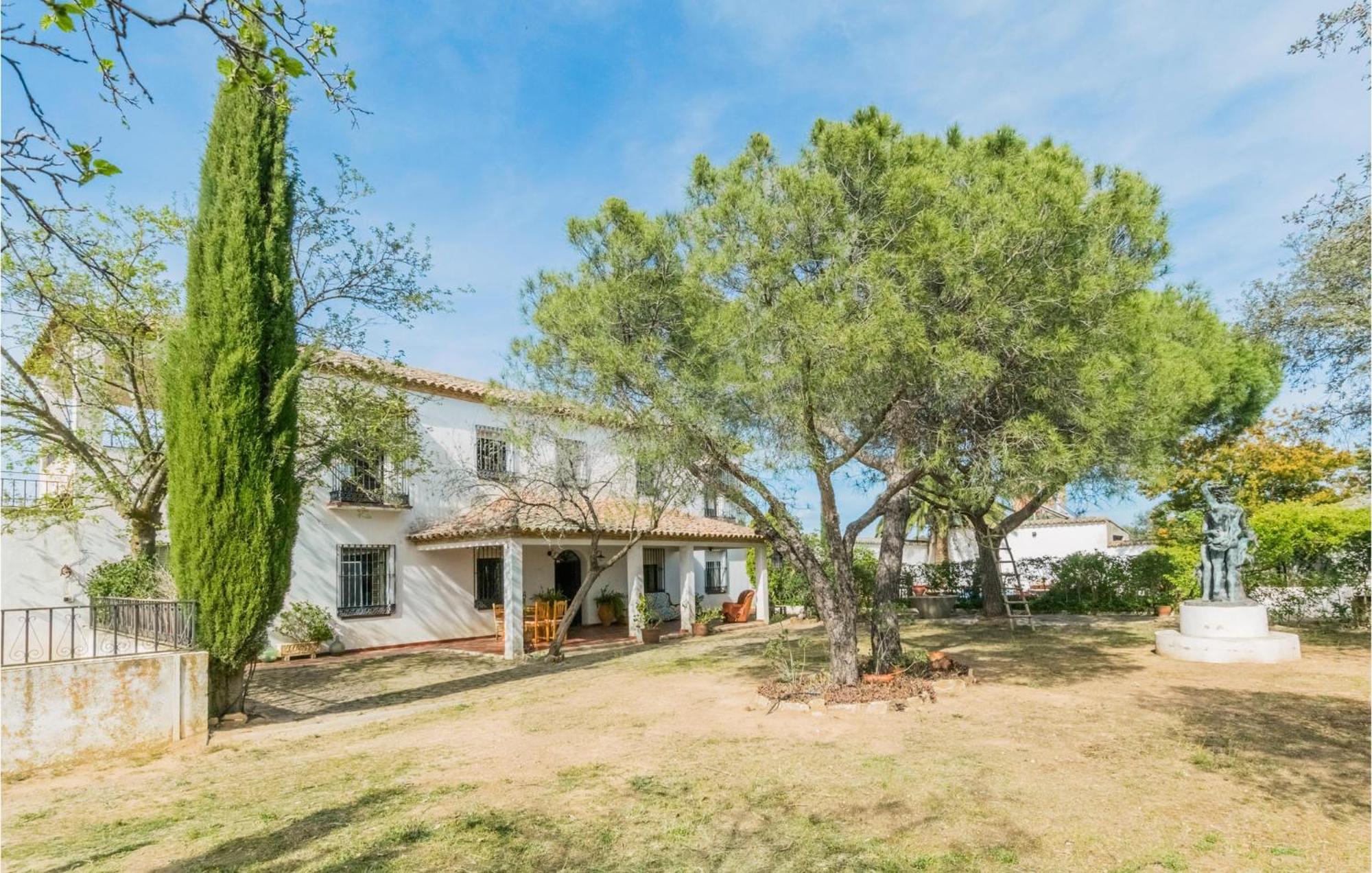 Gorgeous Home In Aldeaquemada With Swimming Pool Exterior foto